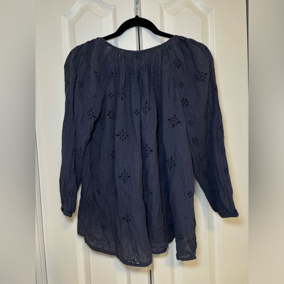 Aerie - Preppy Back to School Navy Dark Blue Eyelet Long Sleeve Blouse in Size S - Picture 6 of 7